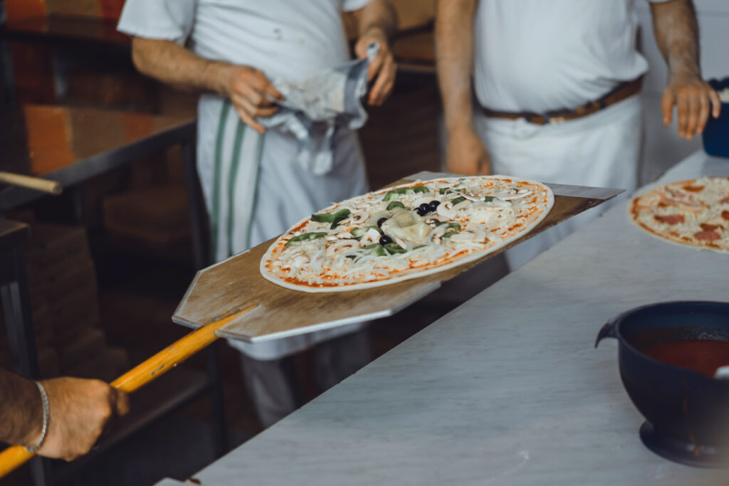 cooking big pizza