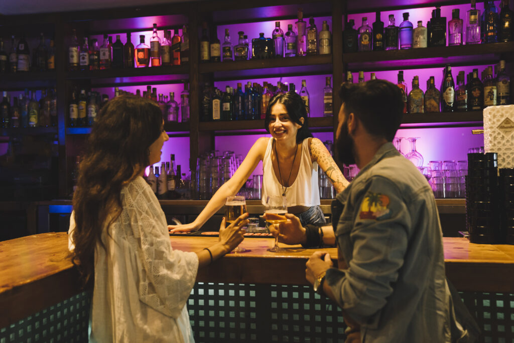 couple-talking-bartender