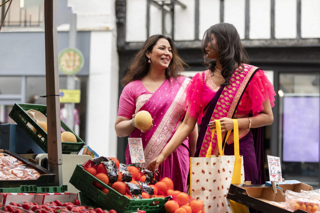 medium-shot-women-shopping-groceries