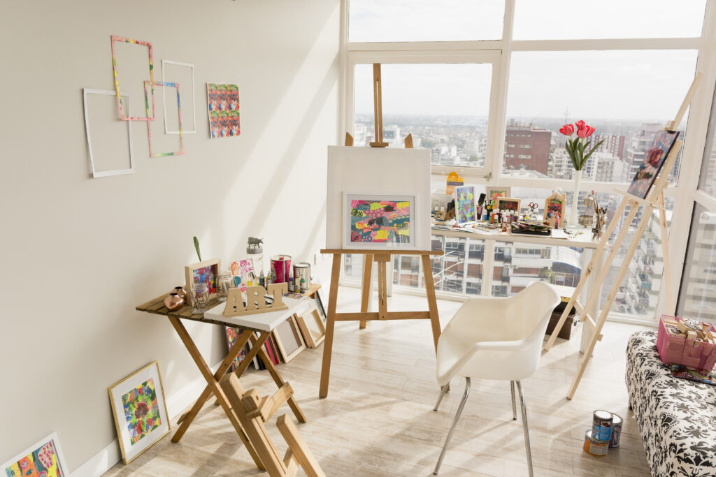 modern-art-studio-composition