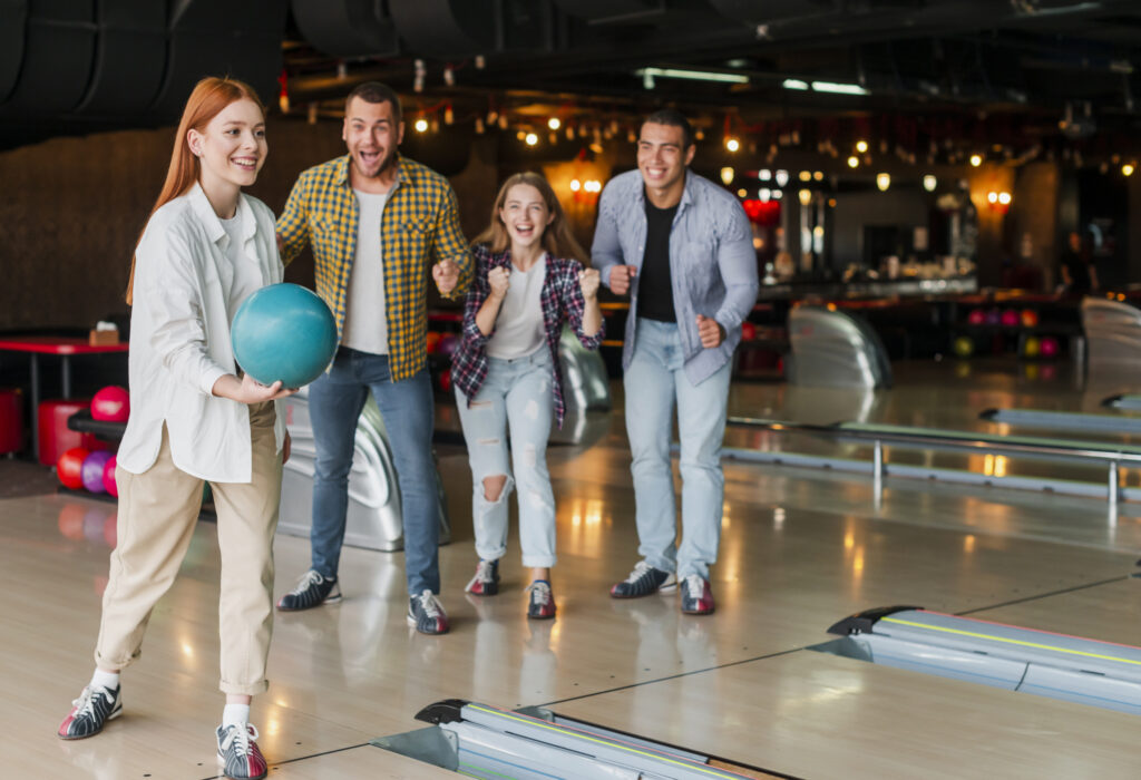 woman-holding-bowling-ball-bowling-club
